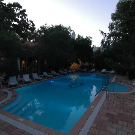 Szálloda Okaliptus Bitez